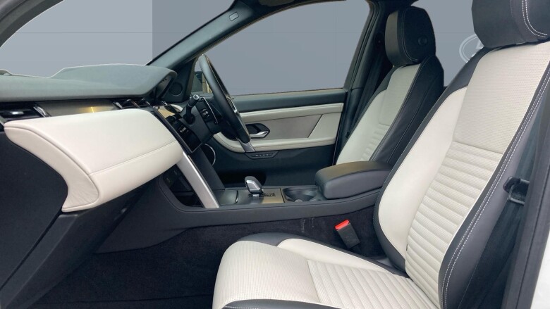 Land Rover Discovery Sport 1.5 P300e Dynamic HSE 5dr Auto [5 Seat] Station Wagon